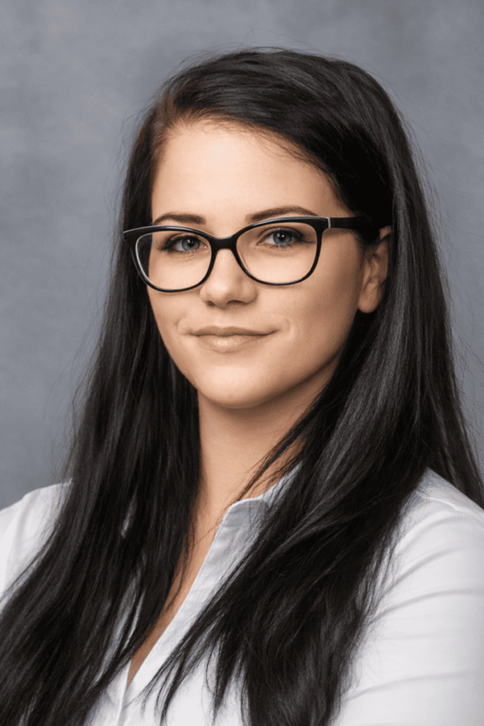 Balog Nikolett Gazdasagi ugyintezo