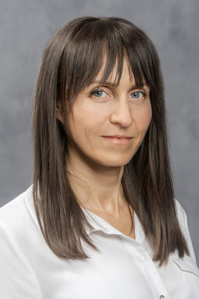 Szabone Lazar Tunde Kiskereskedelmi vezeto